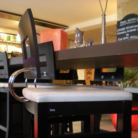Hotel Le Juliano Carbon-Blanc Dış mekan fotoğraf